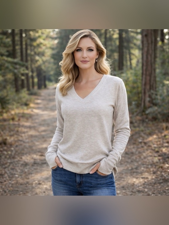 Athleta Tops - Athleta Sunrise V-Neck
Sweatshirt in Creamy Heathered Taupe Beige
